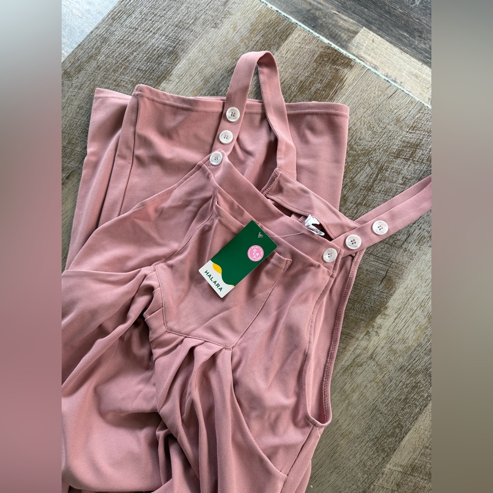 NEW Halara Rose Tan Adjustable Jumpsuit Size Large